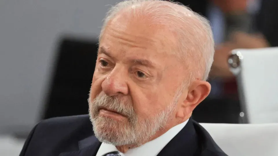 Lula lidera no 1º e no 2º turno, mostra pesquisa, que traz disputa mais apertada contra Caiado