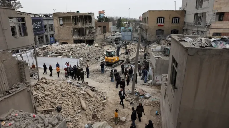 Israel lança novo ataque ao Irã e Trump nega cessar-fogo: ‘Condições não são boas’