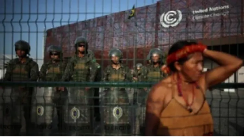 COP30: nova manifestação indígena fecha portão principal da conferência