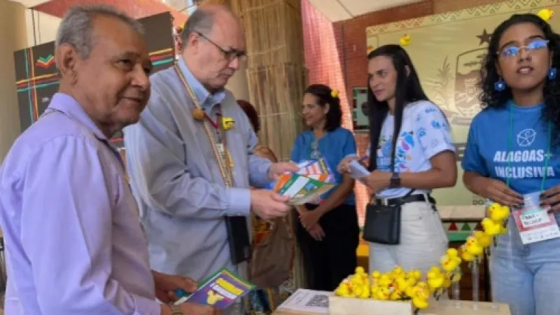 Reitor da Ufal destaca edição da Bienal como a mais inclusiva da história de Alagoas