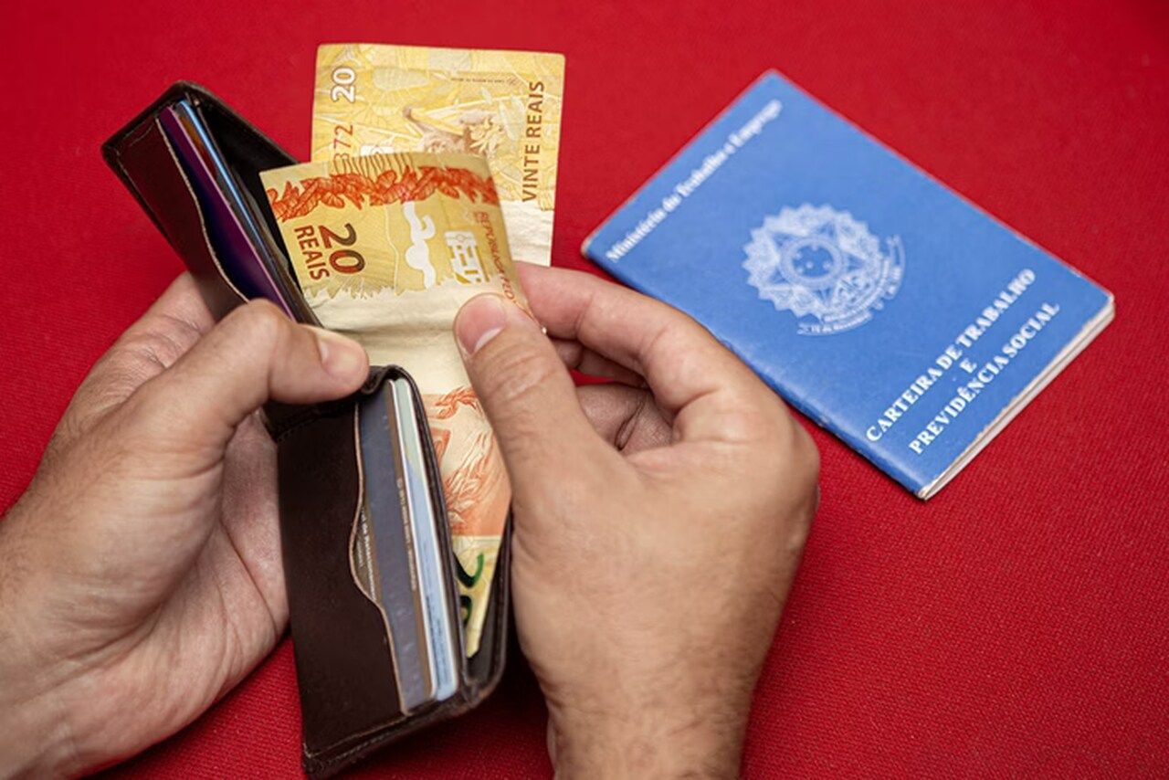 Pagamento do PIS 2024 para nascidos em maio e junho começa nesta 4ª