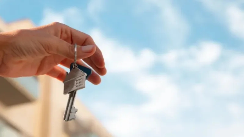 Preço dos imóveis avança 0,48% em março, mas termina trimestre abaixo da inflação, aponta FipeZap