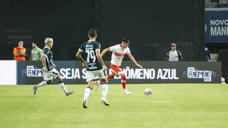 Remo vence o CRB e sobe na tabela da Série B