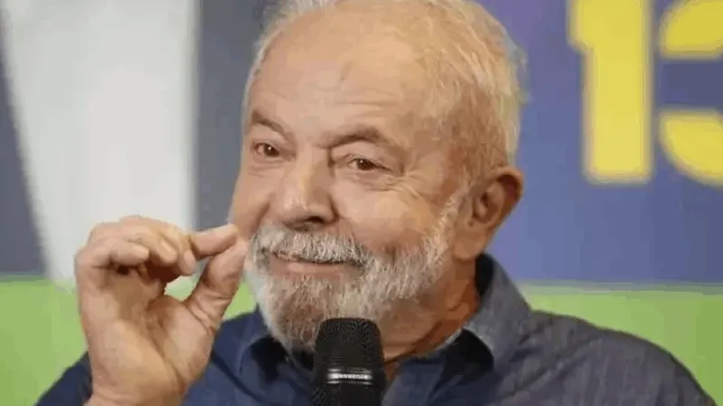 Aliados defendem que Lula vete redução de penas de Bolsonaro e demais golpistas em 8 de janeiro