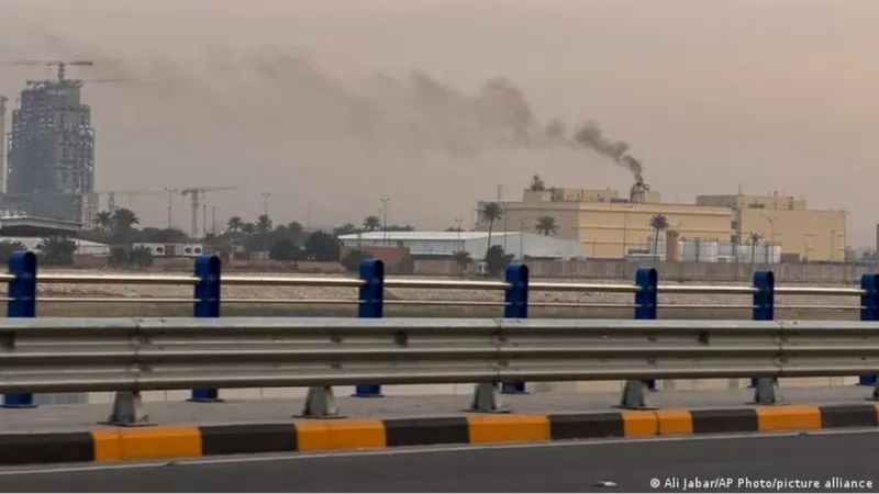Embaixada dos EUA em Bagdá é atingida em ataque aéreo