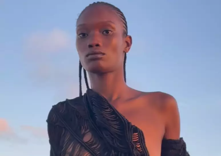 Presa por furtar comida, jovem hoje segue carreira de modelo: “Espero nunca passar fome de novo”