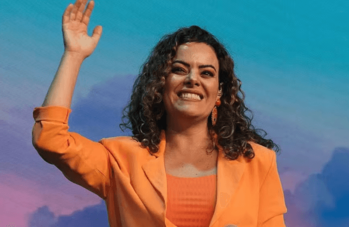 Ana Paula Valadão é condenada a pagar multa por associar HIV com comunidade LGBTQIA+