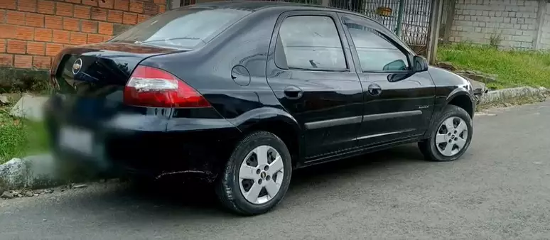 Menino de 8 anos dirige carro da mãe sozinho por cerca de 1 km no Rio Grande Sul