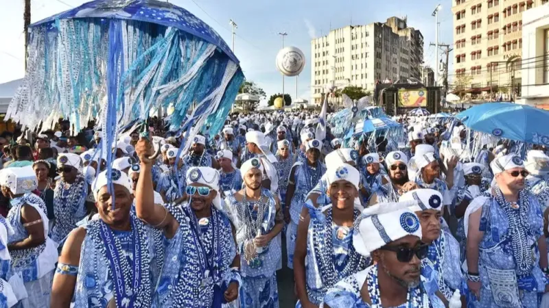 Grupo Filhos de Gandhy se apresenta em Maceió no dia de Iemanjá