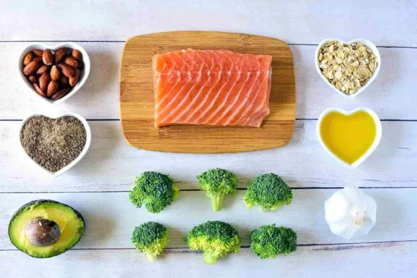 Veja 7 alimentos que ajudam a controlar o colesterol