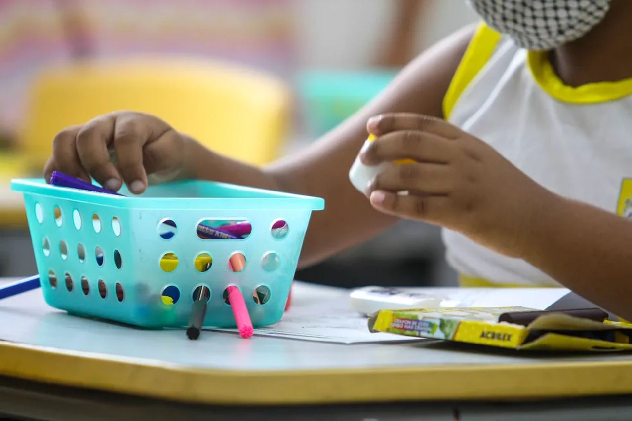 Instituto abre 529 vagas de emprego em creches de Maceió com salário de até R$ 4 mil; veja como se inscrever