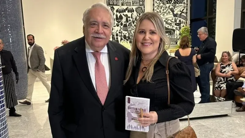 Lançado pela advogada alagoana Brenda Belo, livro sobre Direito de Família é destaque no Recife