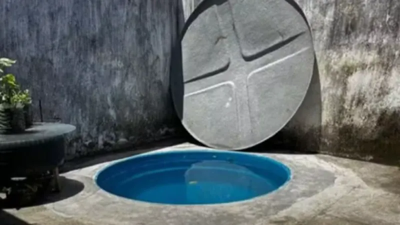 Bebê de 1 ano morre afogado em caixa d'água utilizada como piscina
