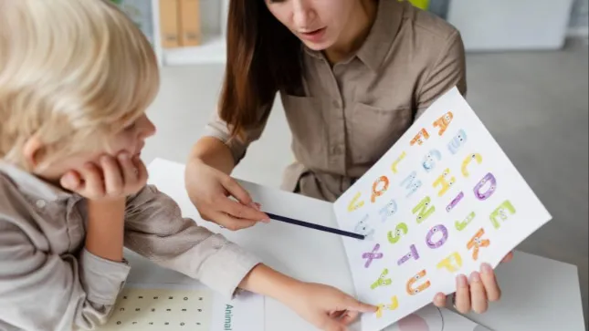Alfabetização infantil: cinco pequenas atitudes no dia a dia que podem acelerar o aprendizado das crianças