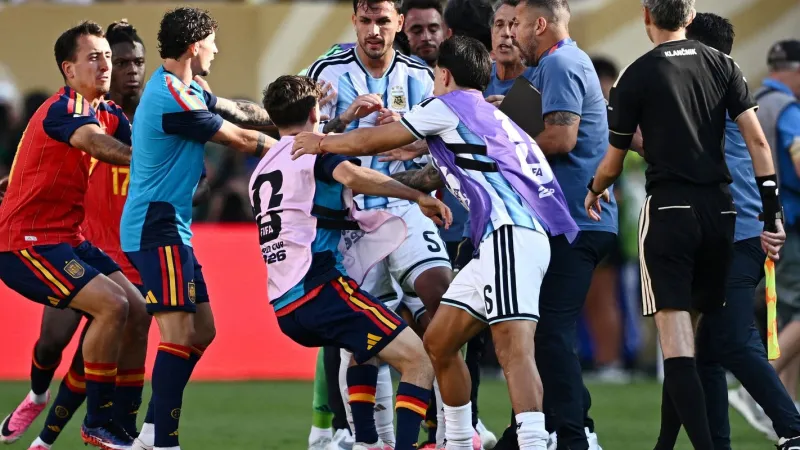 Fifa vai investigar briga entre jogadores após a final da Copa 2026