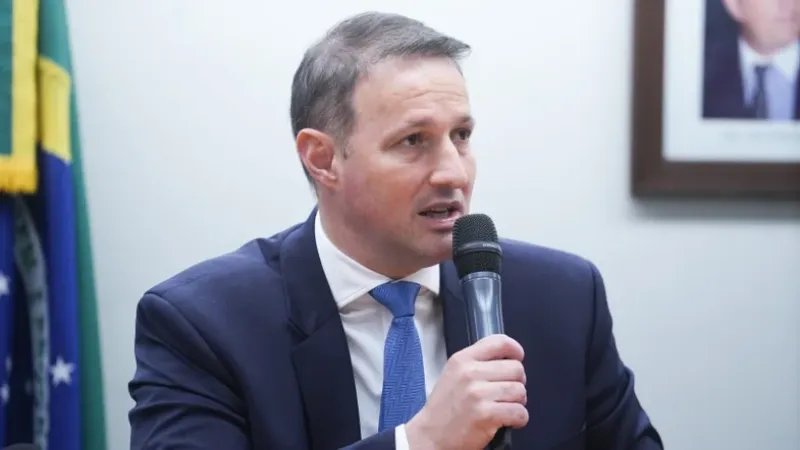 Derrite faz 6ª versão do projeto antifacção; veja mudanças