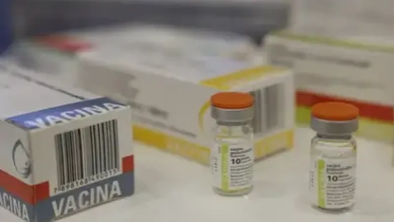 Fiocruz e UFMG firmam parceria para expandir centro de vacinas