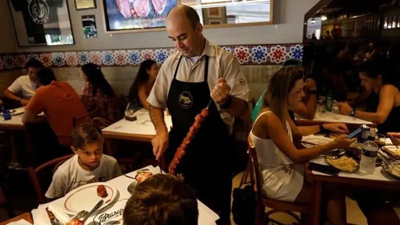 Fim da escala 6×1: entenda a discussão no Congresso e os argumentos a favor e contra