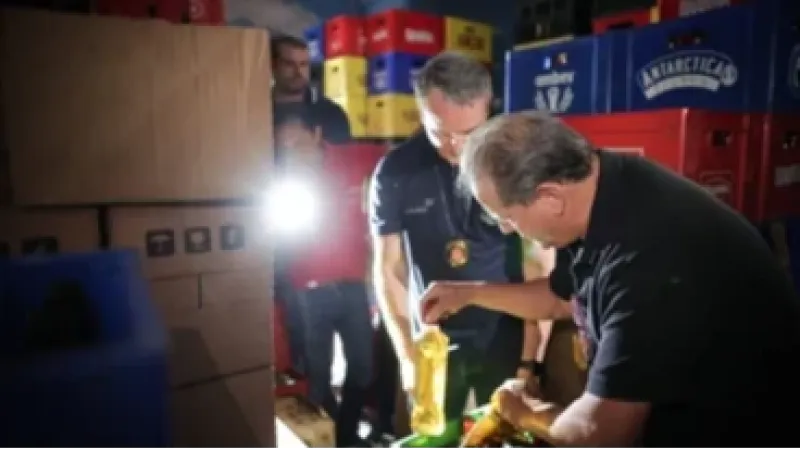 Quem é a mulher apontada como chefe de esquema de bebidas com metanol em SP