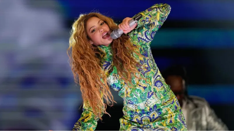 Shakira reúne 2 milhões de pessoas em show no RJ; veja detalhes da apresentação