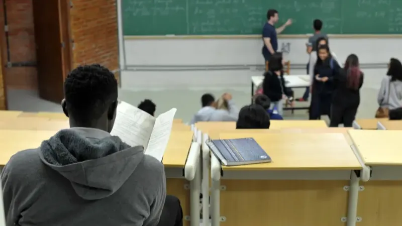 Aluno terá que pagar R$ 720 mil por ocupação indevida de cota racial