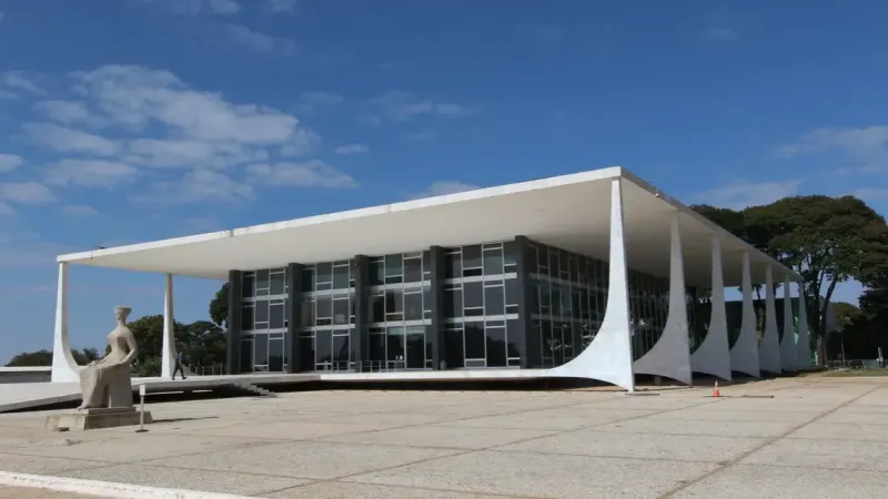 STF tem maioria para derrubar lei de SC que proibiu cotas raciais