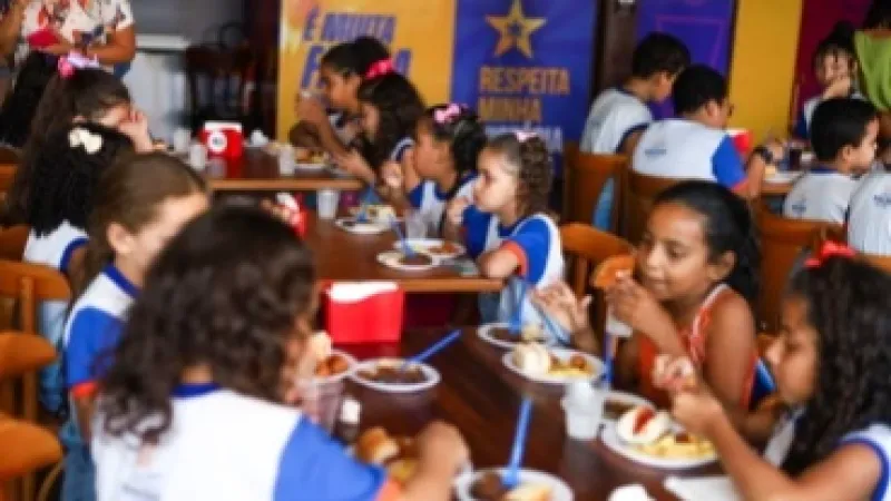 Estudantes de escolas municipais vão participar da Semana da Criança Abrasel