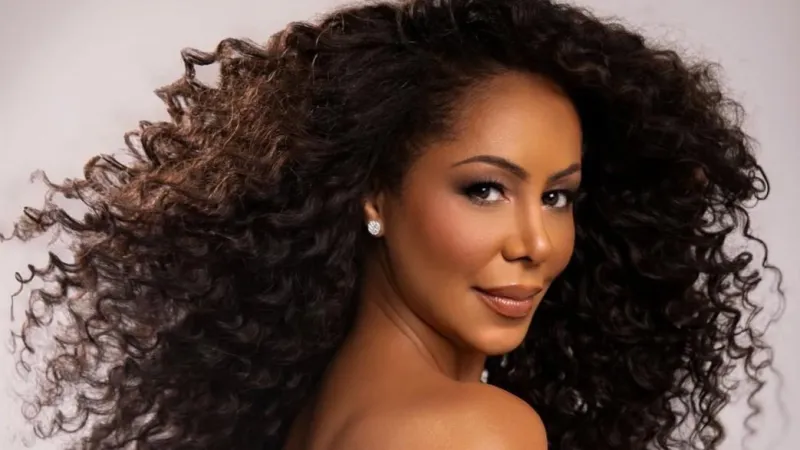 Valéria Valenssa lança “Beleza Singular – Os 25 Segredos de Valéria Valenssa” em Maceió