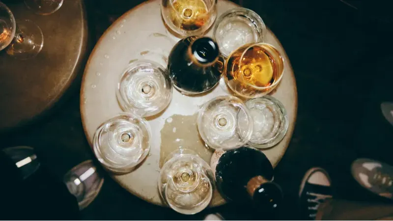 O que é metanol, substância encontrada em bebidas adulteradas