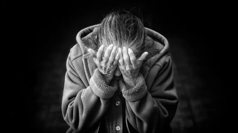 Cientistas descobrem ‘assinatura’ no sangue que pode prever Alzheimer e Parkinson