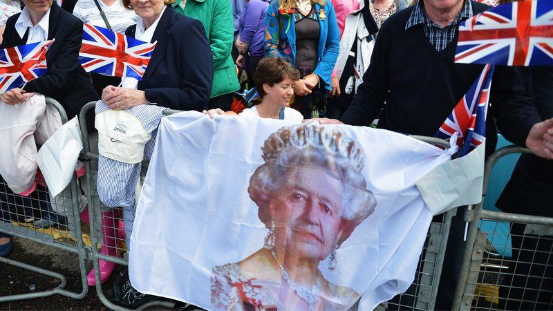 Rainha Elizabeth II só será enterrada dez dias após sua morte; veja como será o funeral