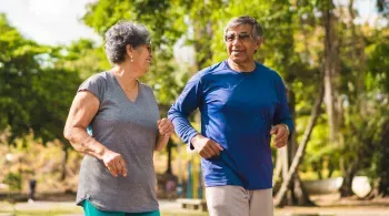 Exercícios físicos na terceira idade: veja benefícios e cuidados