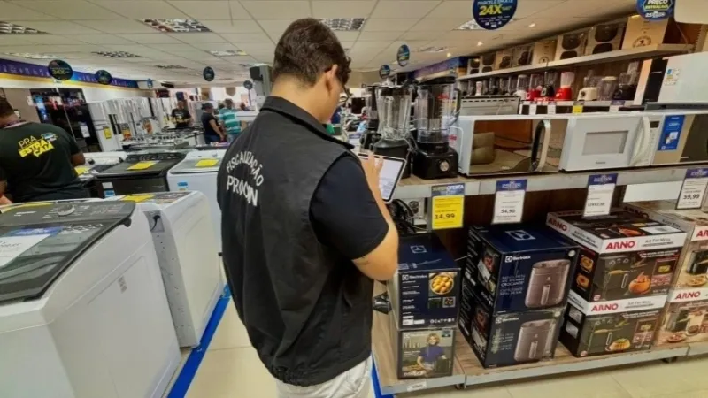 Procon Maceió orienta consumidores sobre compras seguras na Best Friday