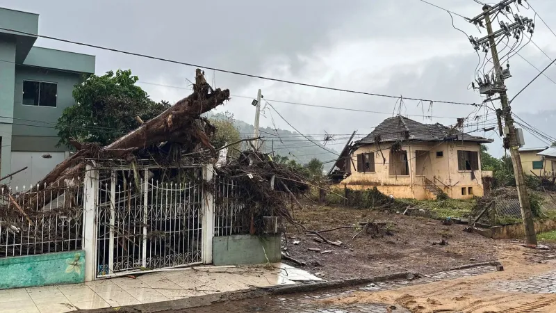 Tempestades e risco de inundações voltam ao Rio Grande do Sul