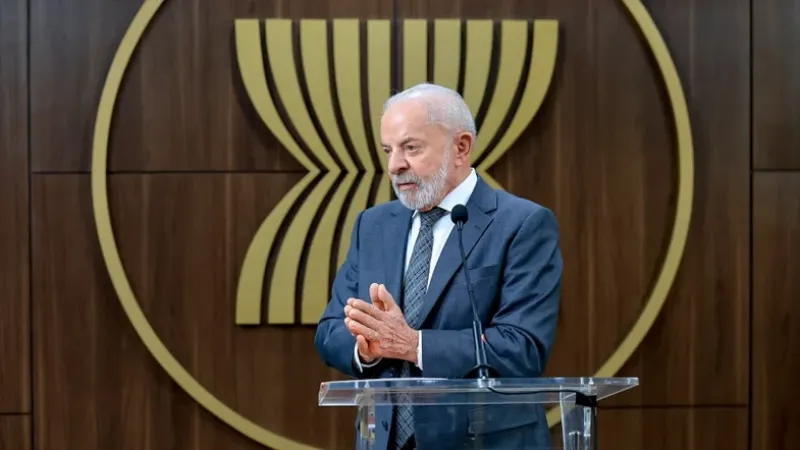 Lula pretende dizer a Trump que tarifas contra o Brasil foram ‘um erro’