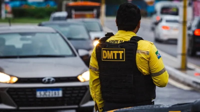 DMTT implanta novo binário no bairro de Cruz das Almas