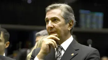 Defesa de Collor envia histórico médico do ex-presidente ao STF