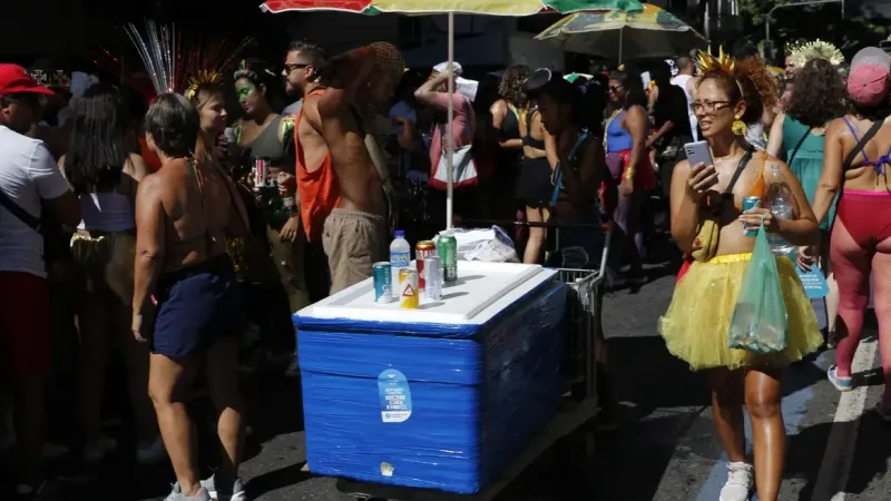 Saiba como se prevenir dos golpes financeiros no carnaval