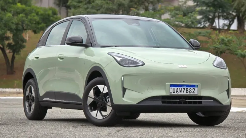 Mercado: Geely EX2 ‘atropela’ BYD Dolphin e mira líder Dolphin Mini, que vê suas vendas caírem