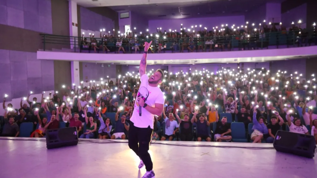 Humorista Flávio Andradde volta a Alagoas com novo show em Maceió e Arapiraca