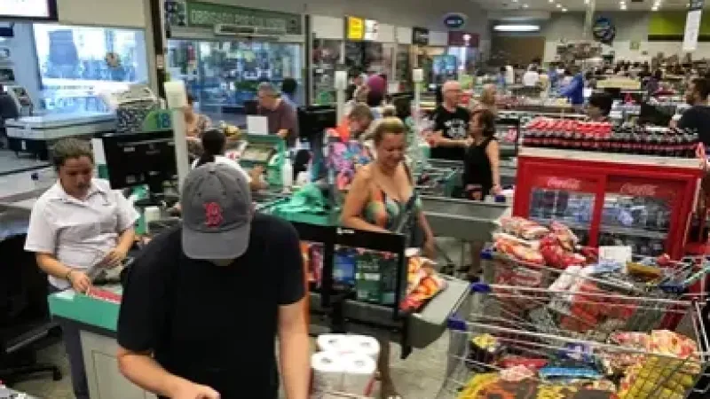 Preços dos alimentos caem pelo 4º mês consecutivo, diz IBGE