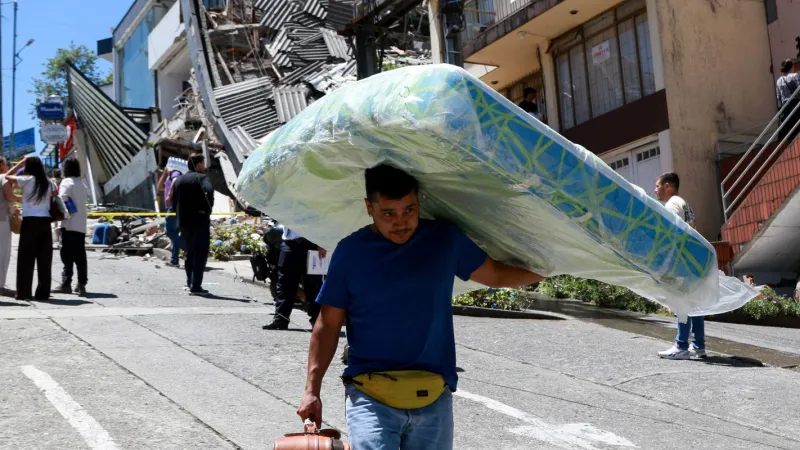 Número de mortos no terremoto da Colômbia sobe para 224
