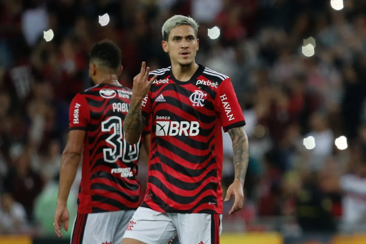 Atacante Pedro, do Flamengo, recusa proposta para ganhar seis vezes mais na Arábia