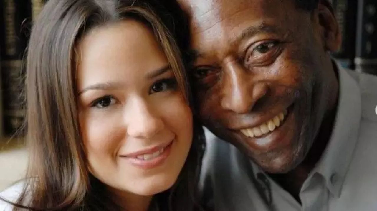 Filhos de Pelé concordam que ex-enteada do ídolo seja reconhecida herdeira