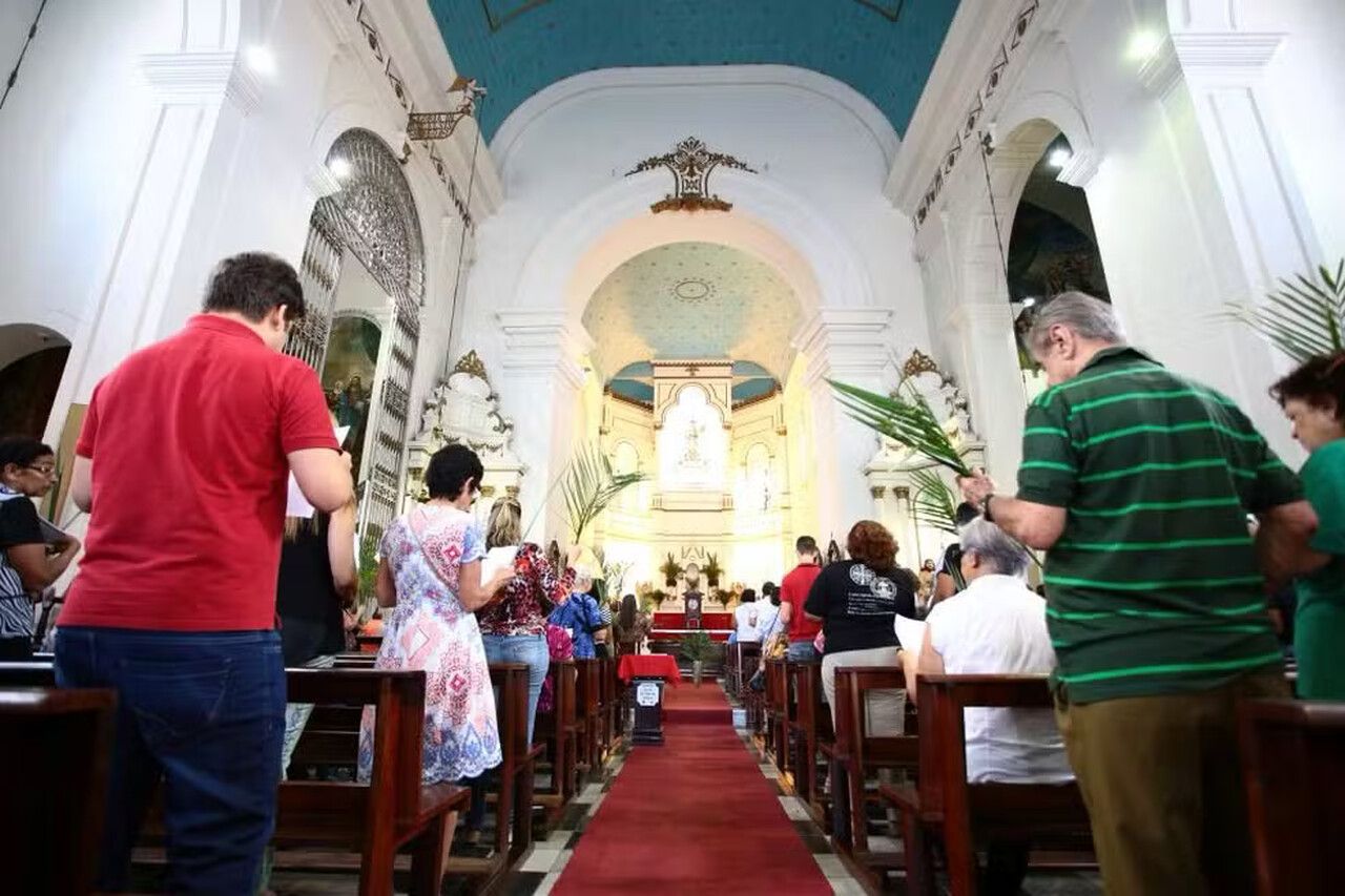 Feriado na Semana Santa: confira o que abre e o que fecha em Maceió