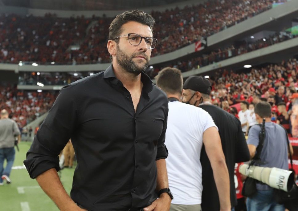 Azulão tem novo técnico, Alberto Valentim chega para vencer