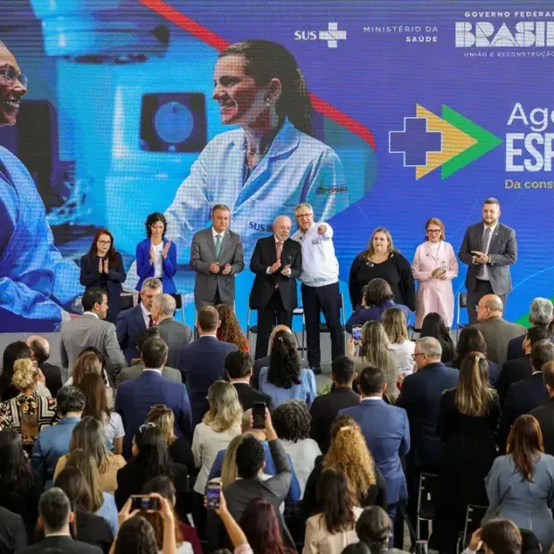 Lula lança programa para melhorar acesso de pacientes a especialistas
