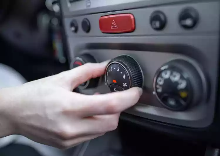 Veja como economizar energia com ar-condicionado em casa e no carro