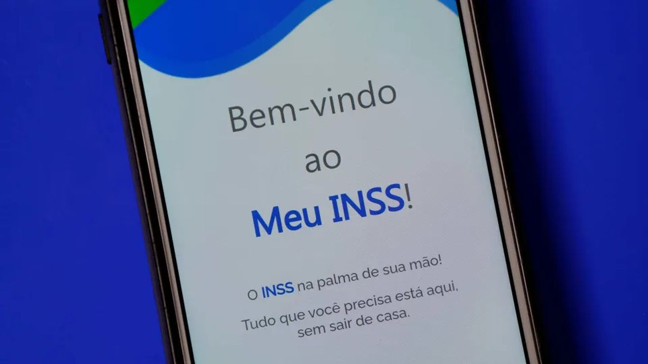 INSS começa a pagar aposentadorias de fevereiro