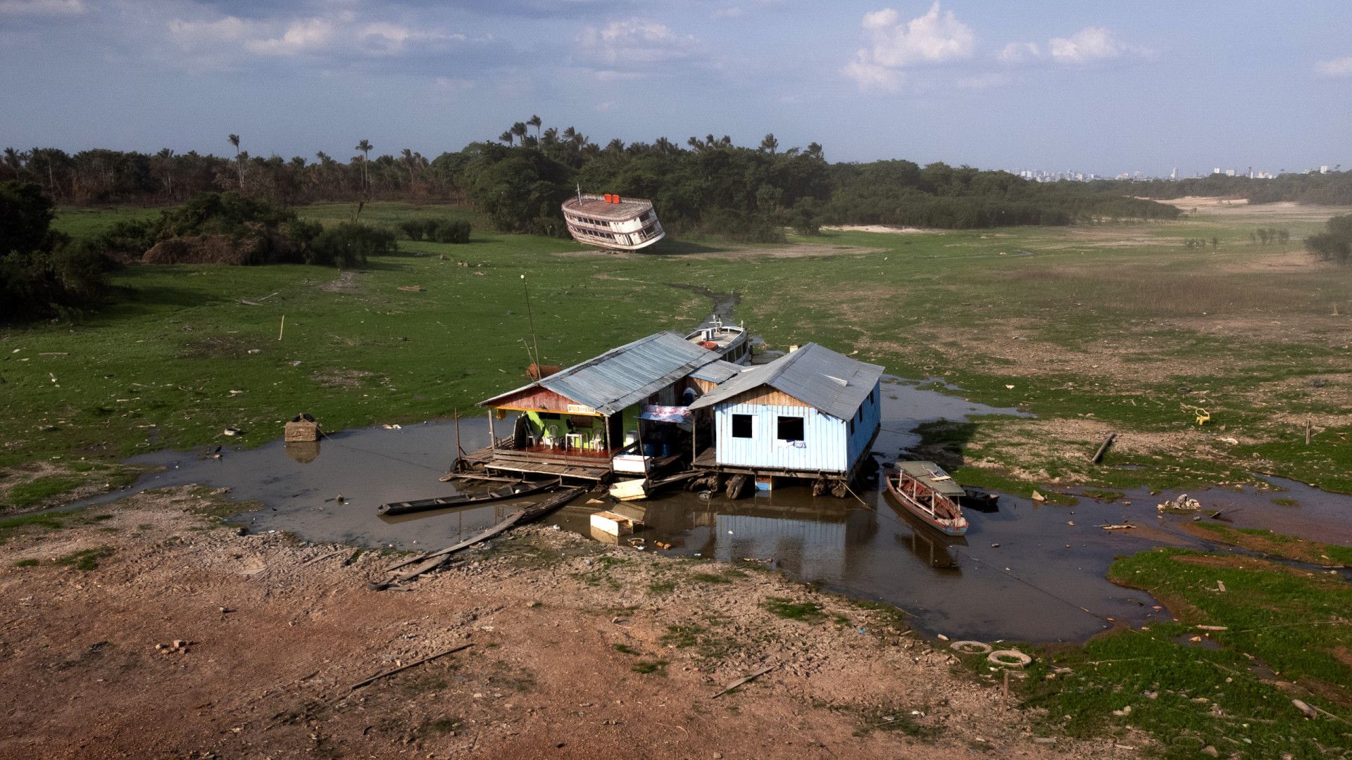 Em 22 dias, seca pode isolar Manaus por via fluvial